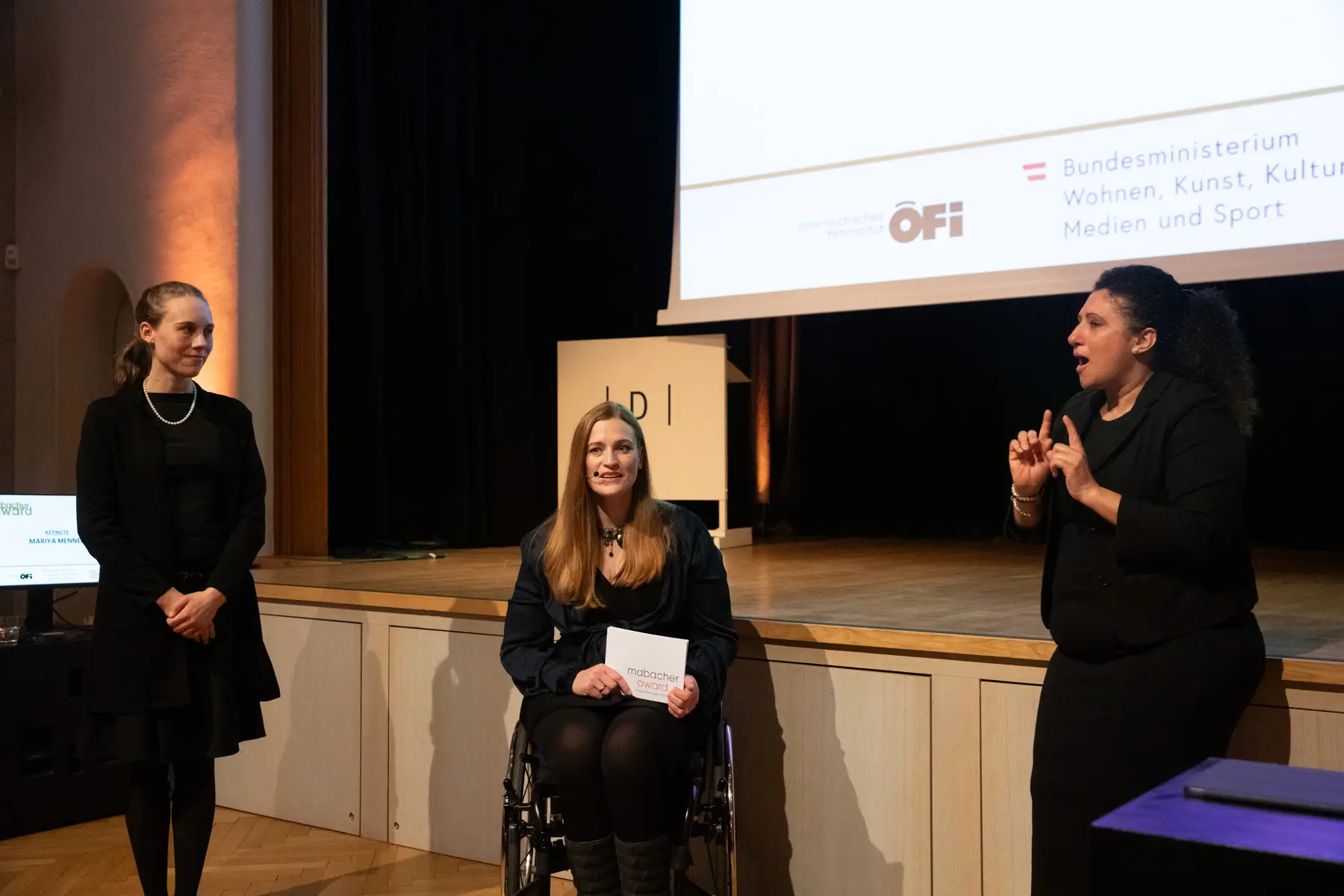 D26_mabacher_award_30_72dpi_&copy;-Diagonale_LippZahnschirm